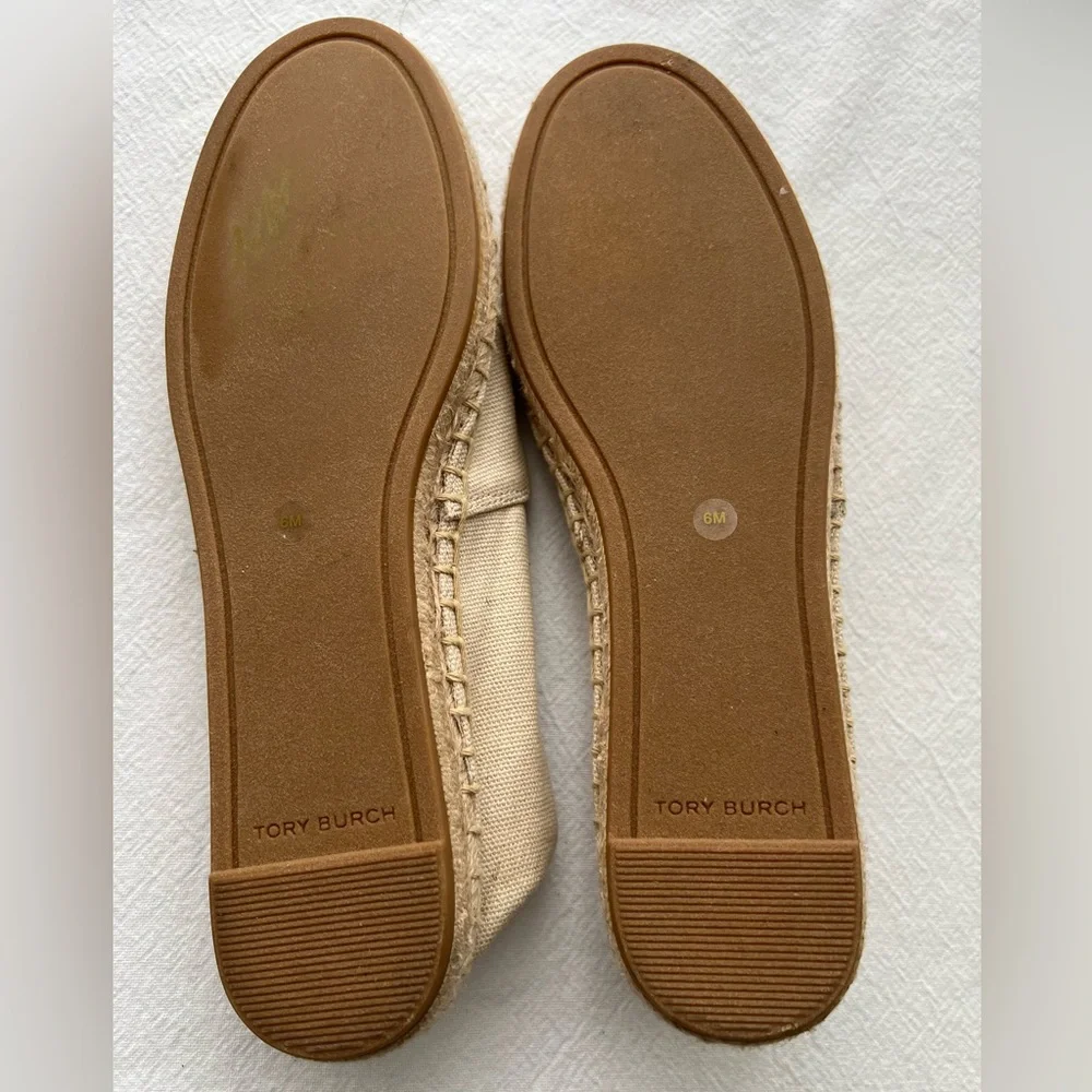 New Tory Burch Espadrilles with embroidered leather flowers Size 6 - Picture 8 of 9